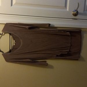 3/4 sleeved top,